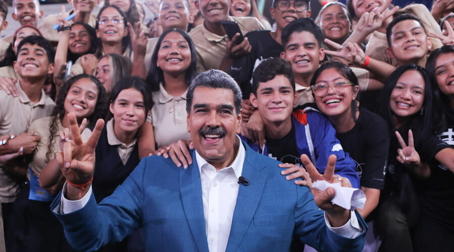 maduro estudiantes