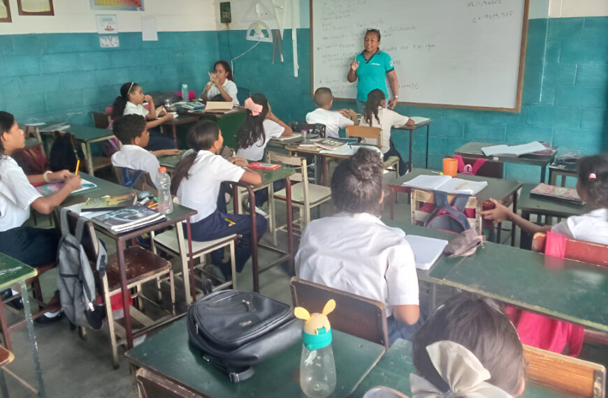 Bolívar | En Nueva Chirica niños y niñas comparten saberes sobre las TIC