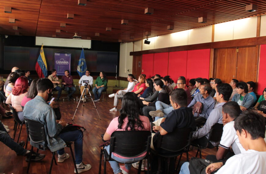 CNTI realiza jornada formativa sobre tecnologías libres y resiliencia en la UBV