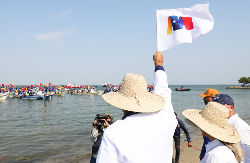 Avanzan trabajos de recuperación del Lago de Maracaibo