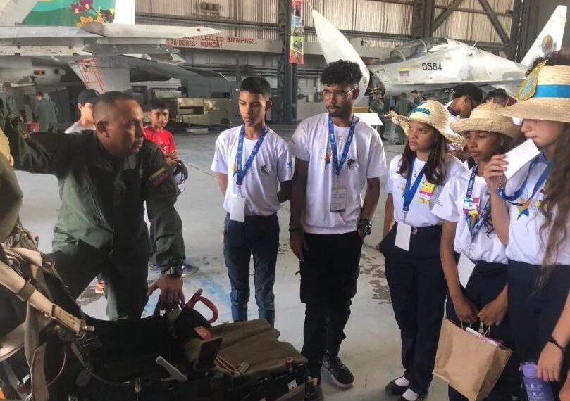 Semilleros Científicos visitan Base Aérea Revolucionaria Tte. Luis Del Valle García