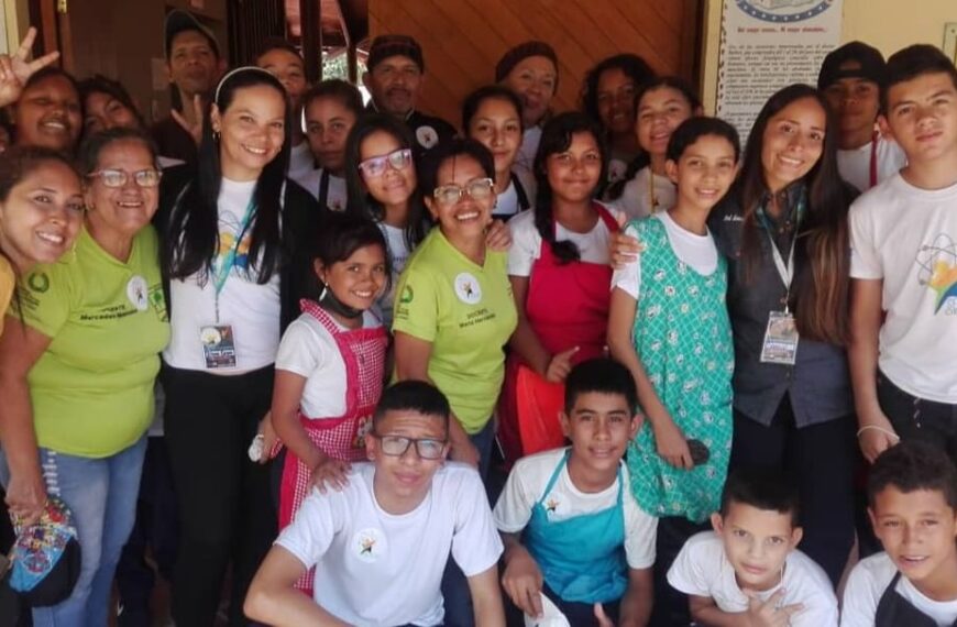 Realizan Ruta Científica del Chocolate con Semilleros Científicos del L.N.B. Rosario de Paya