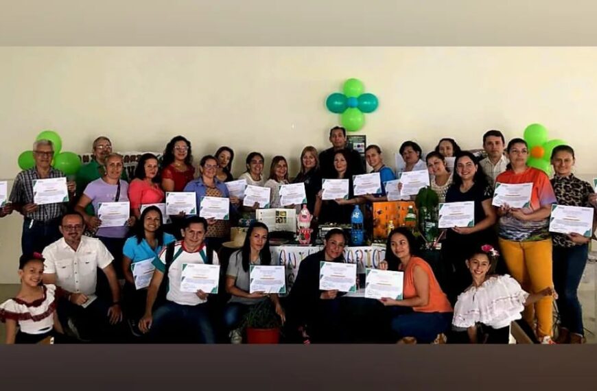 Docentes del Táchira se capacitan en sistemas agroecológicos y huertos sustentables