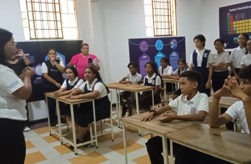 Modernos laboratorios de biología y química al servicio de más de 3 mil estudiantes zulianos