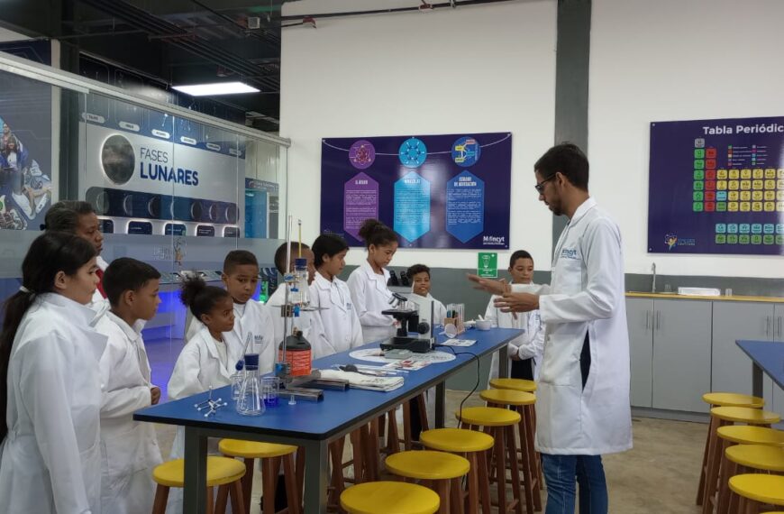 Estudiantes de La Guaira se capacitan en Centro Didáctico para la Enseñanza de las Ciencias