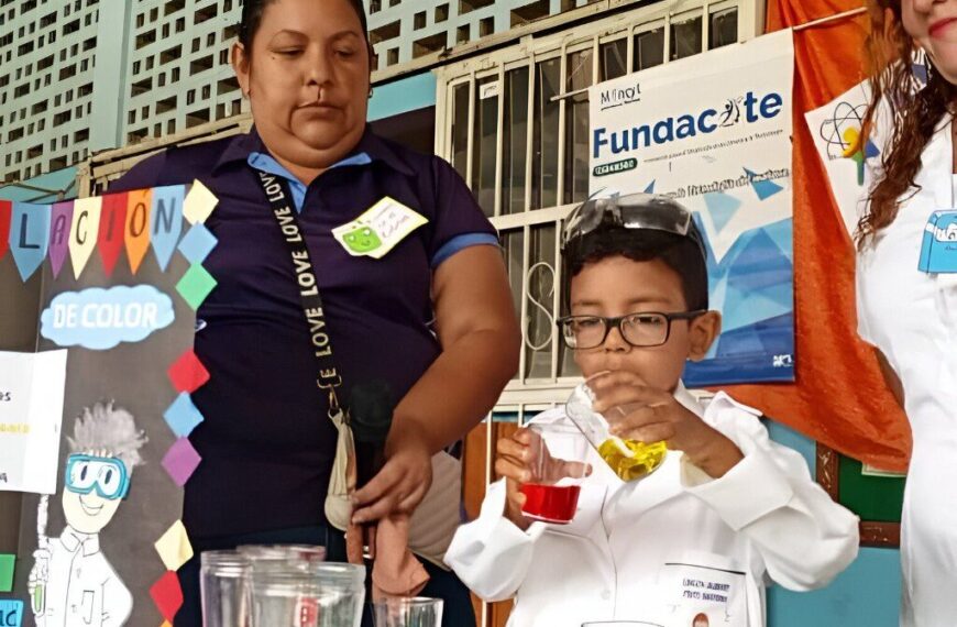 Diversión y conocimientos llevó la Caravana de la Química a la EBB José Rafael Pocaterra en Carabobo